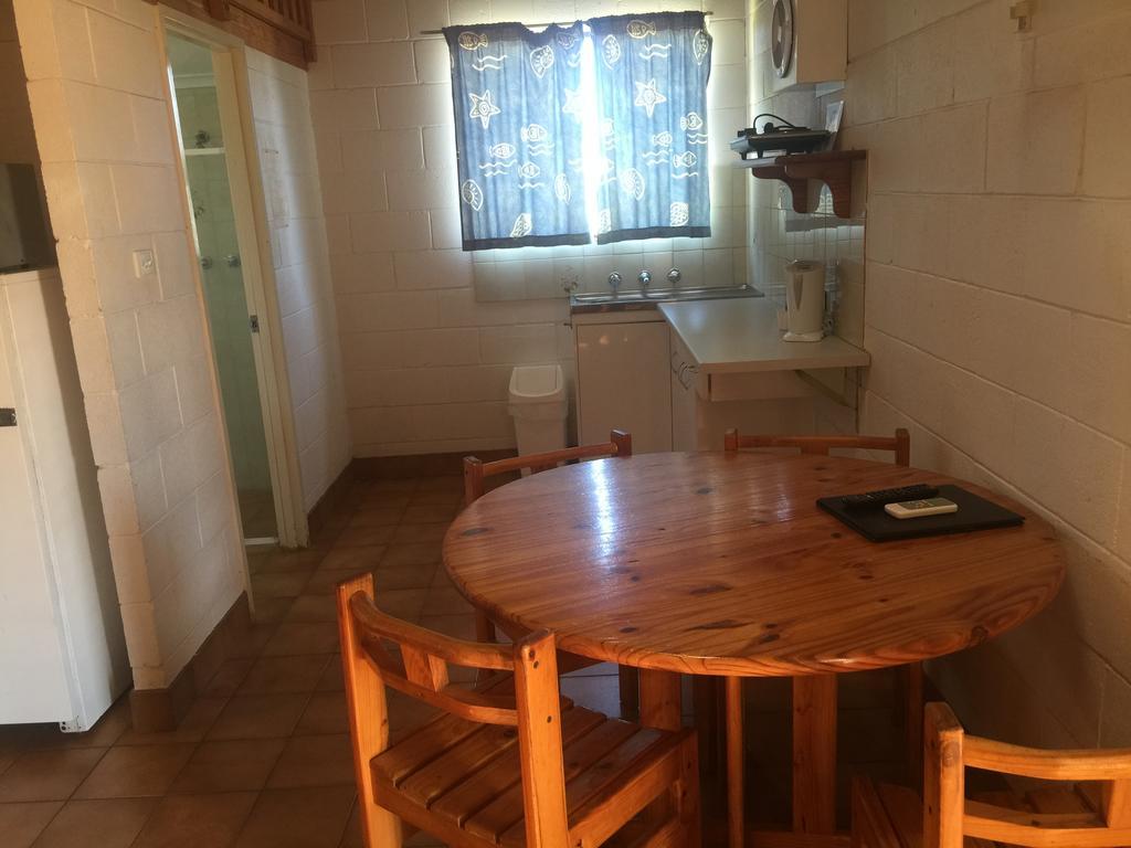Carnarvon Caravan Park Δωμάτιο φωτογραφία