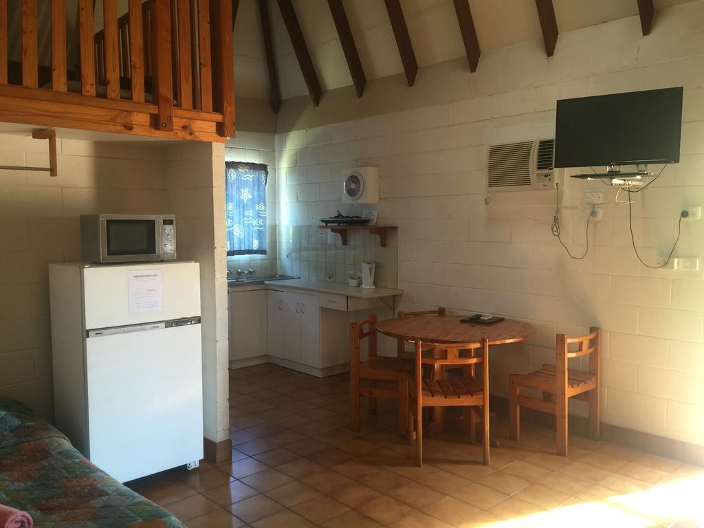 Carnarvon Caravan Park Δωμάτιο φωτογραφία